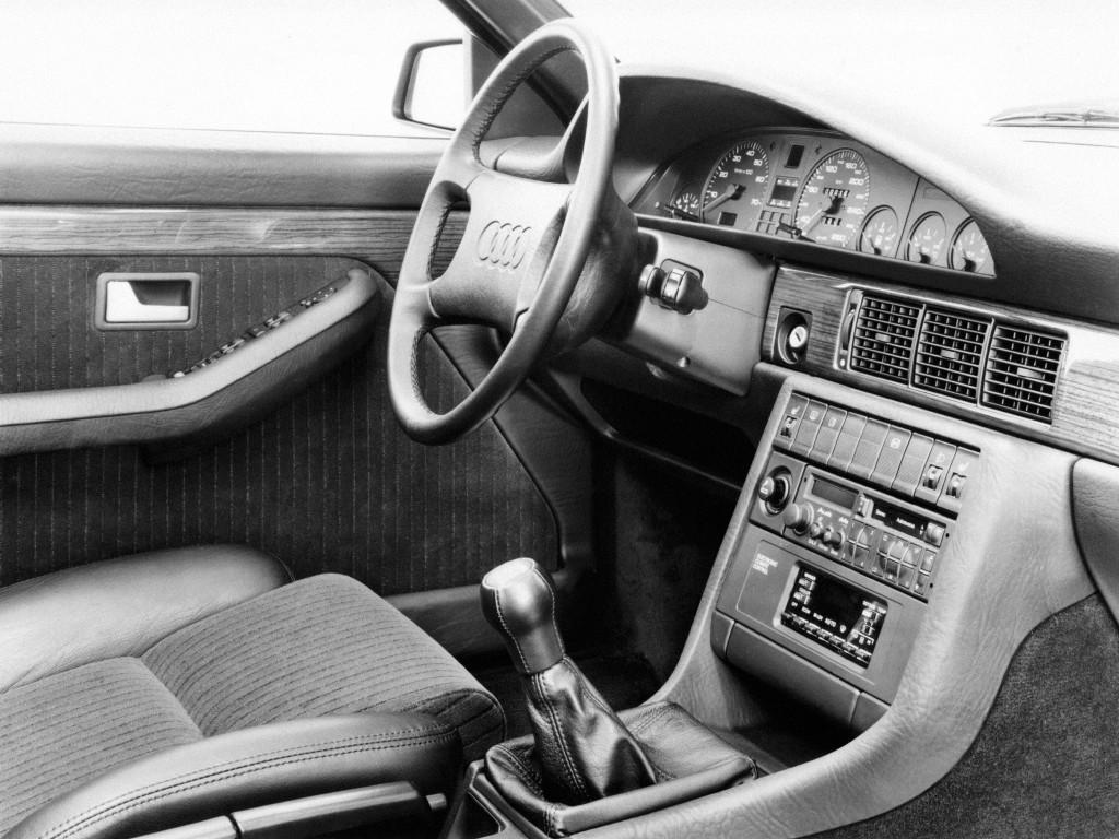 Audi 200 Turbo, 162hp (Manual)